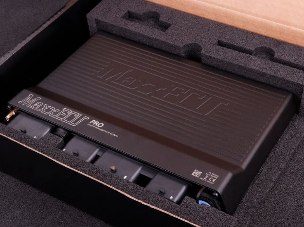 Billede af MaxxECU PRO unit with no accessories in box