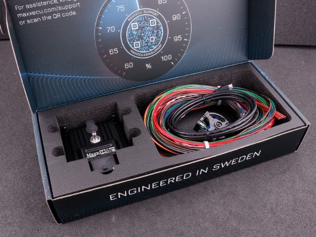 Billede af MaxxECU MINI STANDARD (ECU, harness and accessories)