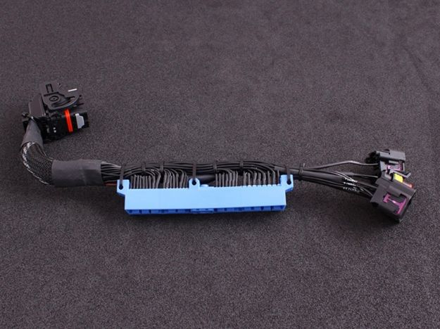 Billede af MaxxECU plugin-adapter - Nissan S14 SR20 (76-polet)