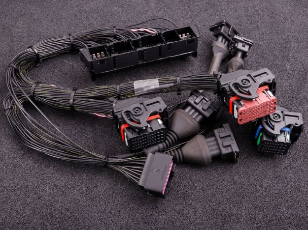Billede af MaxxECU PRO plugin-adapter - Porsche 996 (ME 7.8, e-gas)